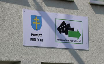 Budynek Powiatowego Urzędu Pracy w Kielcachniu się o przyznanie dotacji