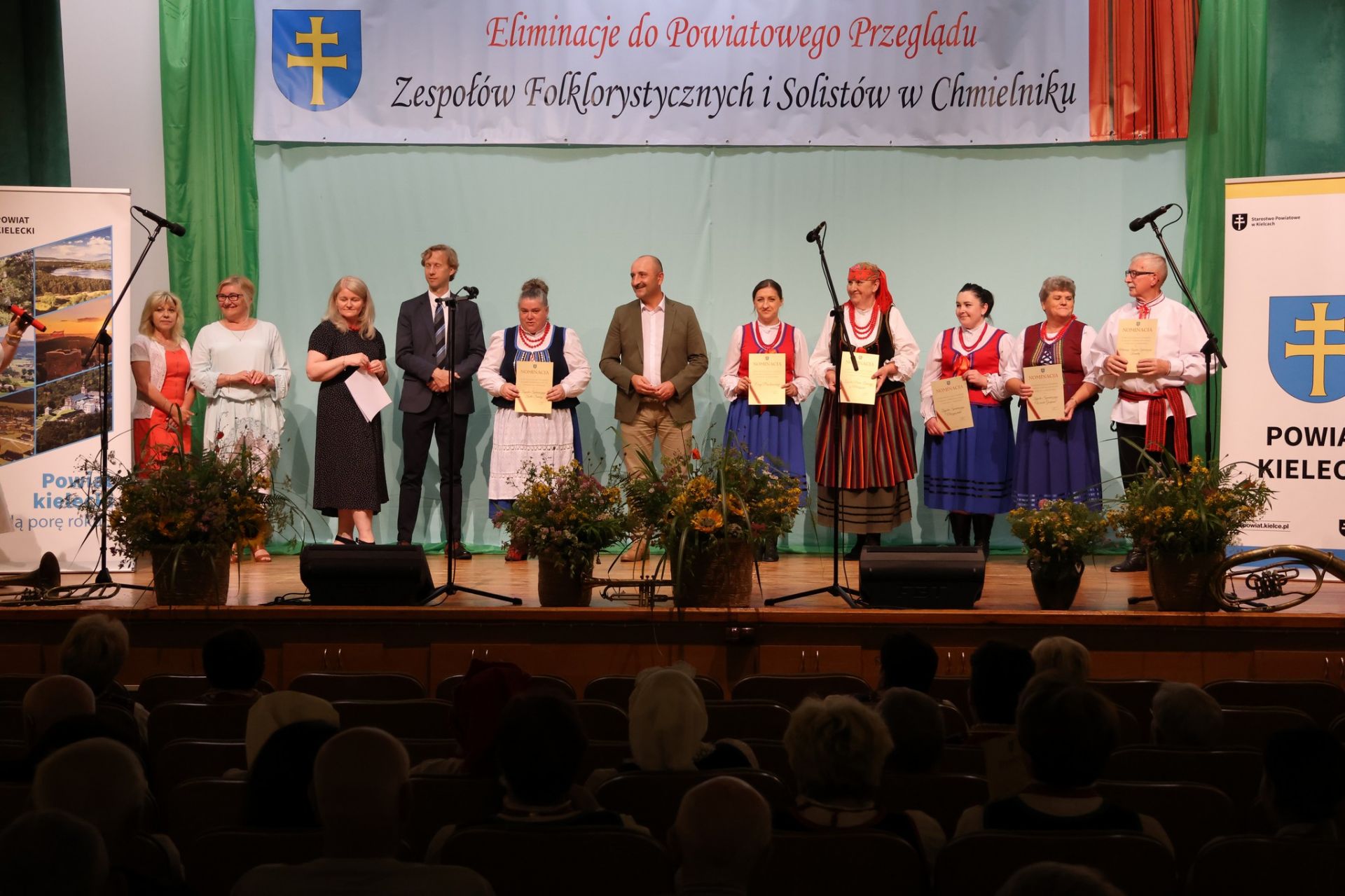 Nominowani do Powiatowego Przeglądu Zespołów Folklorystycznych i Solistów w Chmielniku