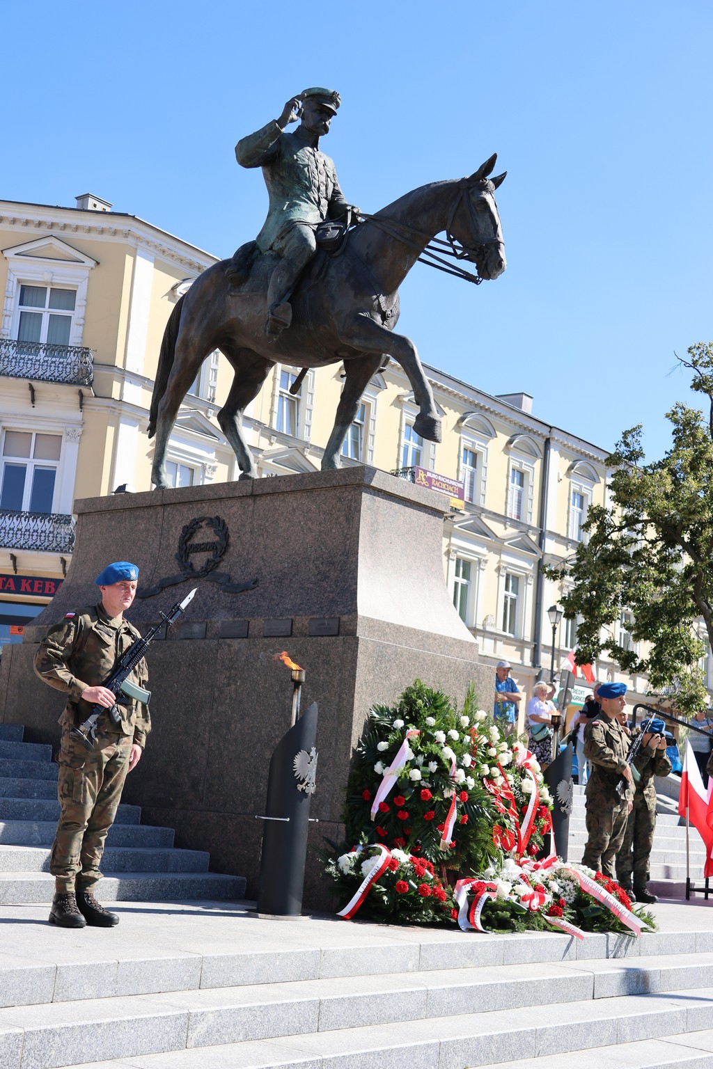 59 Marsz Szlakiem Pierwszej Kompanii Kadrowej dotarł do Kielc