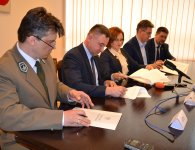 Podpisano list intencyjny dotyczący zamiany działek zlokalizowanych w Hucie Szklanej pomiędzy Gminą Bieliny i Świętokrzyskim Parkiem Narodowym