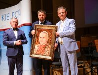 Uroczysta gala 20-lecia Powiatu Kieleckiego w Filharmonii Świętokrzyskiej