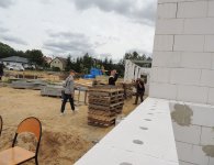 Wmurowanie kamienia węgielnego pod budowę nowej szkoły w Piotrkowicach w gminie Chmielnik.