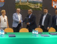 Ważne umowy dla gmin powiatu kieleckiego