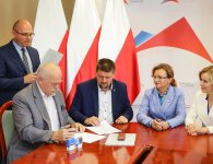 Podpisanie umów Urząd Wojewódzki