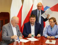 Podpisanie umów Urząd Wojewódzki