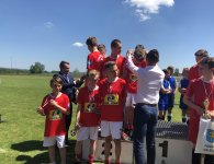    Powiatowy Turniej Szkół Podstawowych w Piłce Nożnej wzbudził wiele emocji