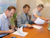 Umowa podpisana na budowę drogi w Kajetanowie 