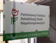 Urząd gminy w Bodzentynie z podjazdem dla niepełnosprawnych