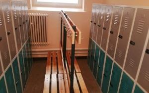 Nowe szatnie w szkole w Bodzentynie (2)