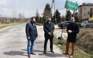 Budowa chodnika i przebudowa drogi powiatowej  w Chrustach (2)