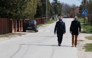 Budowa chodnika i przebudowa drogi powiatowej  w Chrustach (5)