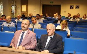 Wotum zaufania oraz absolutorium dla Zarządu Powiatu w Kielcach (5)