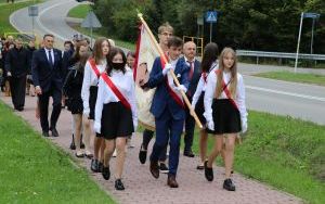 Szkoła Podstawowa nr 2 w Zagnańsku obchodziła piękny jubileusz (1)
