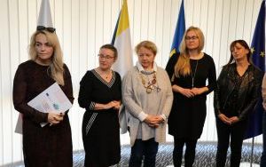 W Starostwie Powiatowym w Kielcach spotkali się uczestnicy międzynarodowego projektu pod nazwą „Akademia Specjalnych Potrzeb Edukacyjnych” (15)