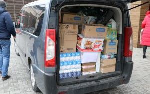 W Starostwie Powiatowym w Kielcach trwa zbiórka darów dla obywateli Ukrainy (3)