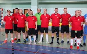 Za nami XX Halowe Mistrzostwa Radnych i Pracowników Samorządowych w Piłce Nożnej o Puchar Starosty Kieleckiego (1)