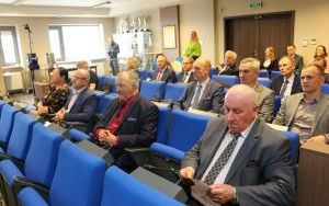 Wręczyliśmy akty nadania tytułów Honorowy Obywatel Powiatu Kieleckiego i Zasłużony dla Powiatu Kieleckiego (4)