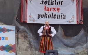 Eliminacje zespołów folklorystycznych i solistów w Jaworzni (4)