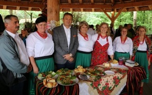 XV Konkurs na Najsmaczniejszą Potrawę Powiatu Kieleckiego w Tokarni  (5)