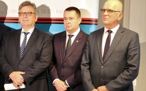 Konferencja - Powiat kielecki Liderem w pozyskiwaniu funduszy zewnętrznych  (5)