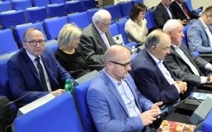 Nadzwyczajna Sesja Rady Powiatu w Kielcach (4)