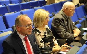 Sesja Rady Powiatu w Kielcach  (2)