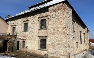 Remont synagogi w Chęcinach (6)
