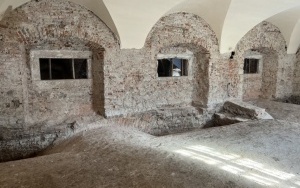 Remont synagogi w Chęcinach (5)