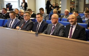 Sesja nadzwyczajna Rady Powiatu w Kielcach  (2)