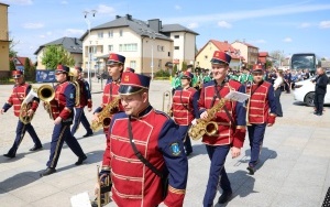 Powiatowe święto orkiestr dętych w Daleszycach (6)