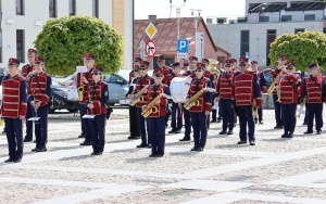 Powiatowe święto orkiestr dętych w Daleszycach (10)
