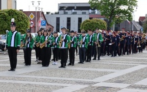Powiatowe święto orkiestr dętych w Daleszycach (13)
