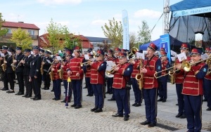 Powiatowe święto orkiestr dętych w Daleszycach (5)