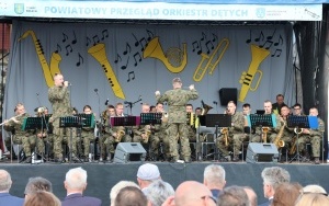 Powiatowe święto orkiestr dętych w Daleszycach (13)