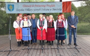 Powiatowy Przegląd Zespołów Folklorystycznych i Solistów - Eliminacje w Ciekotach (7)