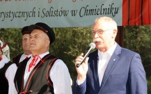Powiatowy Przegląd Zespołów Folklorystycznych i Solistów - Eliminacje w Ciekotach (1)