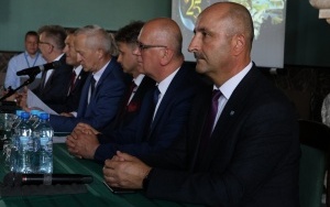 Uroczysta Sesja Rady Powiatu w Kielcach  (9)