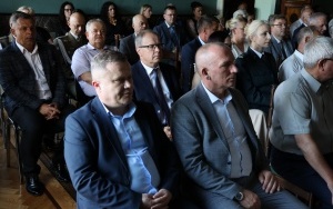 Uroczysta Sesja Rady Powiatu w Kielcach  (15)