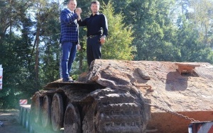 Czołg z Bieleckich Młynów trafił do Muzeum Wojska Polskiego w Warszawie (14)