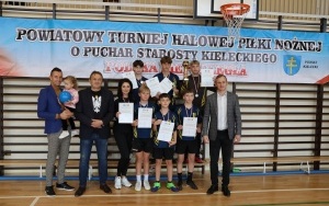  III Powiatowy Turniej Halowej Piłki Nożnej o Puchar Starosty Kieleckiego  (9)