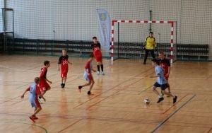  III Powiatowy Turniej Halowej Piłki Nożnej o Puchar Starosty Kieleckiego  (12)