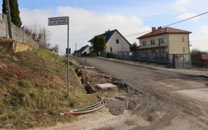 Dobre tempo prac na przebudowie drogi powiatowej w Masłowie Drugim i Dąbrowie (12)