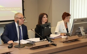 I sesja Rady Powiatu w Kielcach (14)