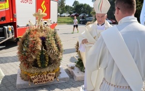 Msza dożynkowa i uroczyste otwarcie (10)