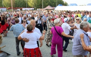 tak się bawili mieszkańcy powiatu na dożynkach (10)