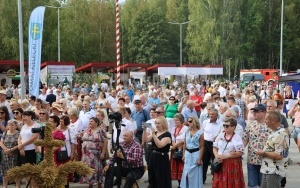 tak się bawili mieszkańcy powiatu na dożynkach (16)