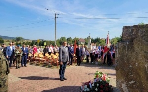 Uroczystości przed Pomnikiem Żołnierzy Września 1939 r. w Kajetanowie (3)