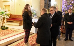 Koncert laureatów Powiatowego Przeglądu Kolęd i Pastorałek w Łopusznie (5)